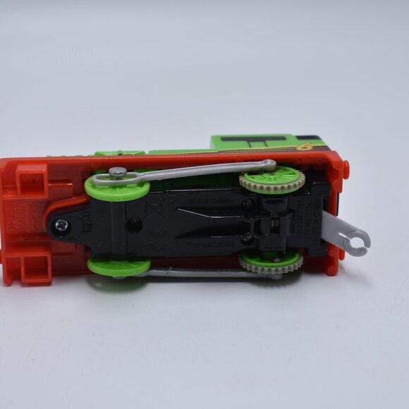 Motorized Trackmaster Thomas Friends Train Tank Engine Streamlined Racing Percy - Picture 6 of 6